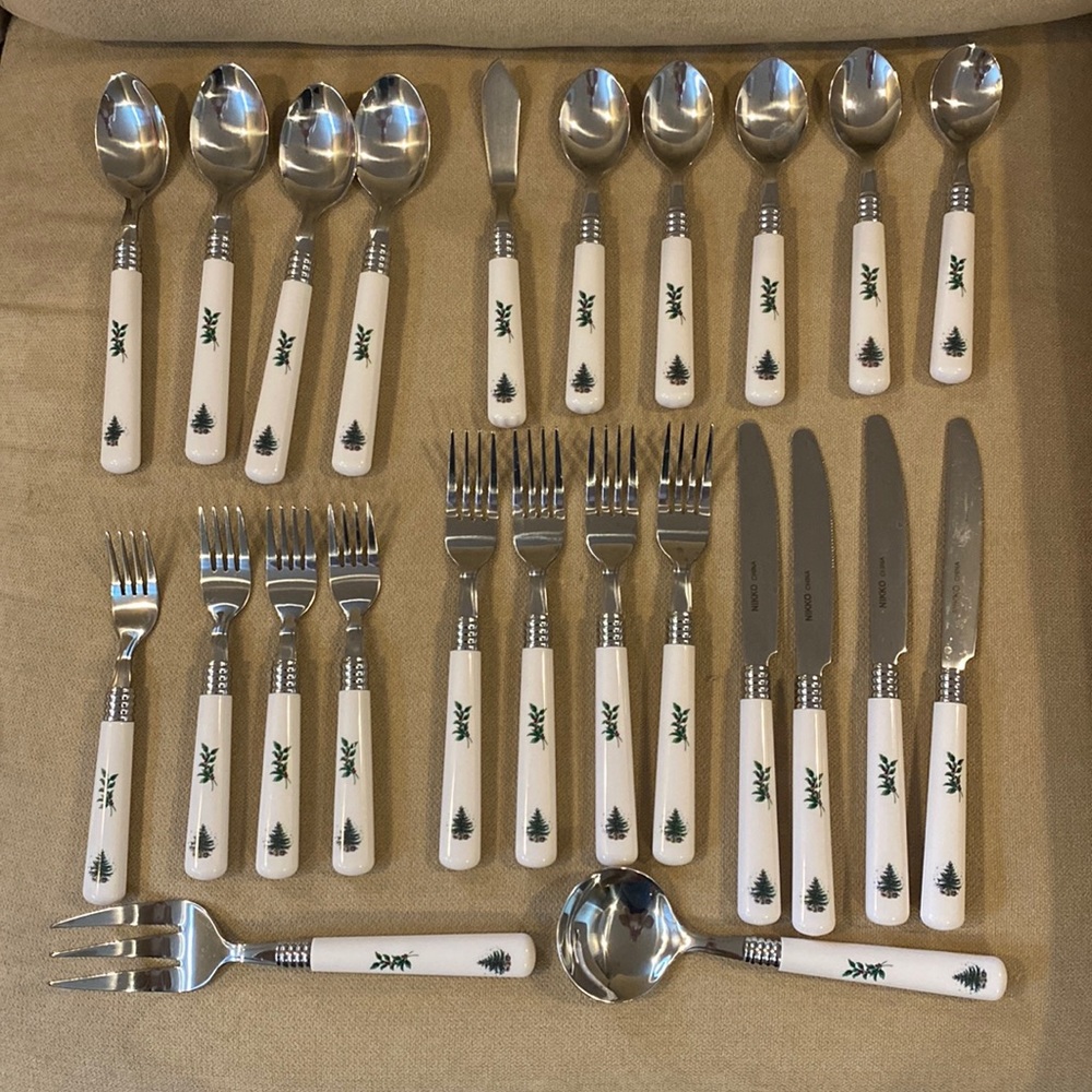 Christmas Silverware Set for 4